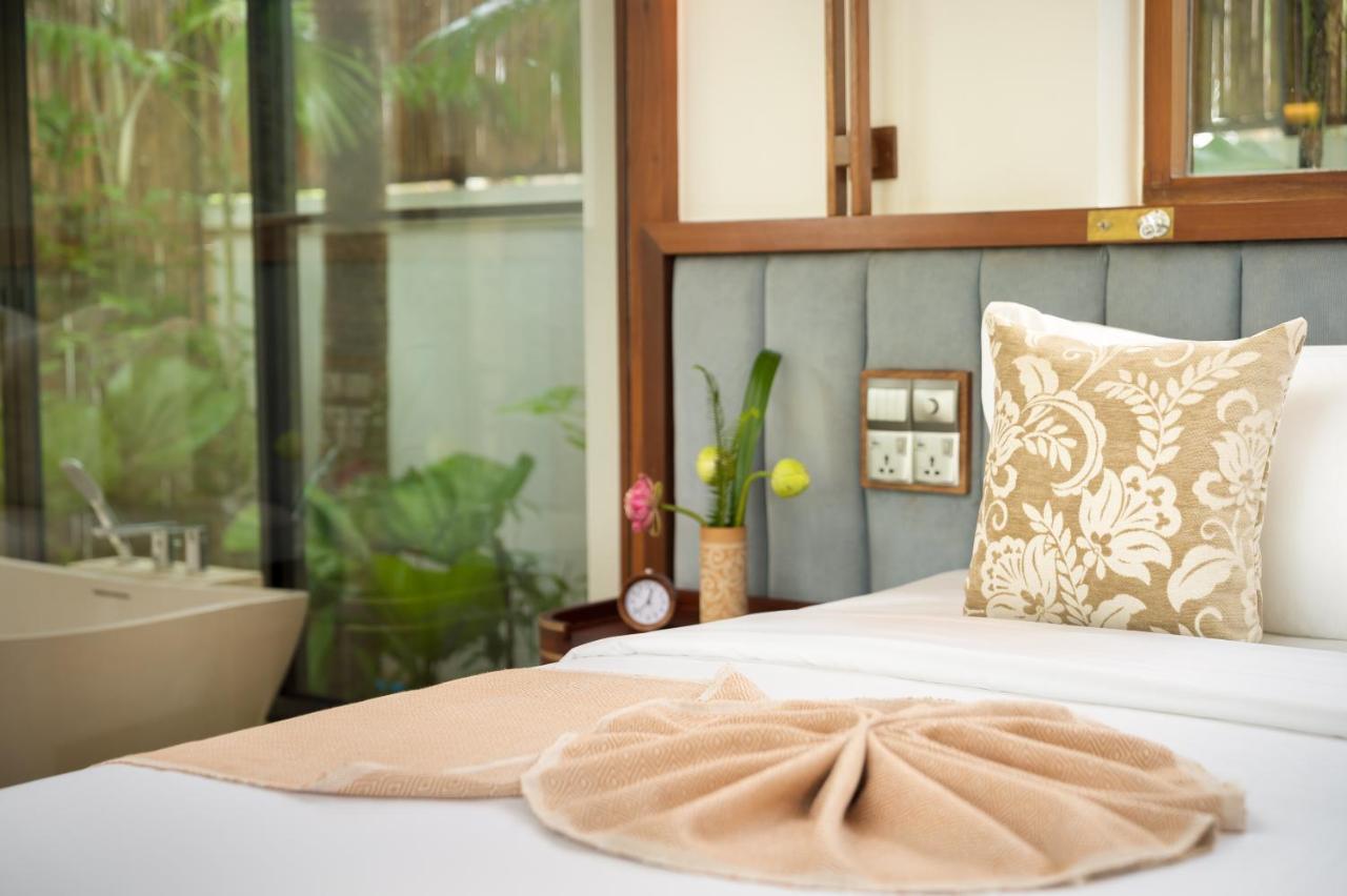 Waka Villa Private Pool Resort & Spa - Adults Only Сиемрип Экстерьер фото